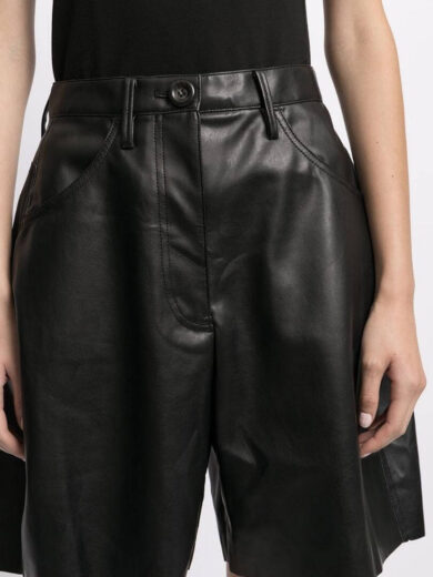 leather shorts black 3