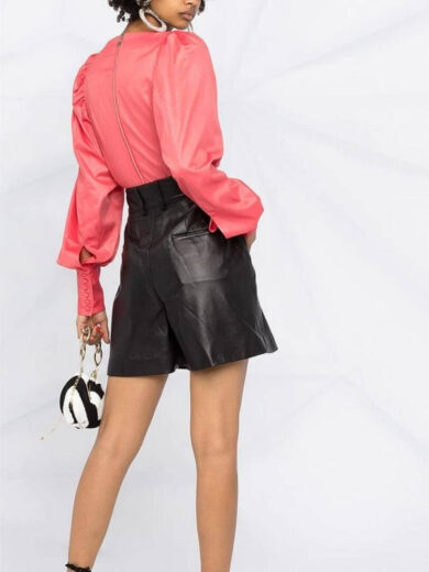 leather shorts women 3